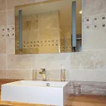 2 Bedroom Lovely In Roquebrun