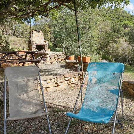 Gemütliches Haus Mit 2 Schlafzimmern In