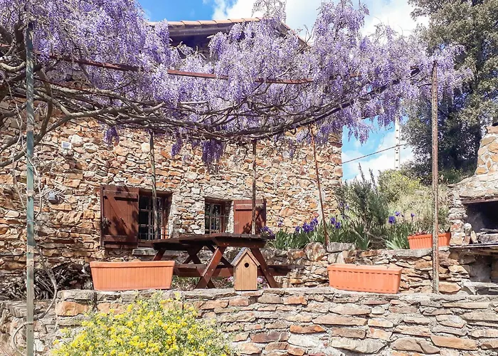 2 Bedroom Lovely In Roquebrun